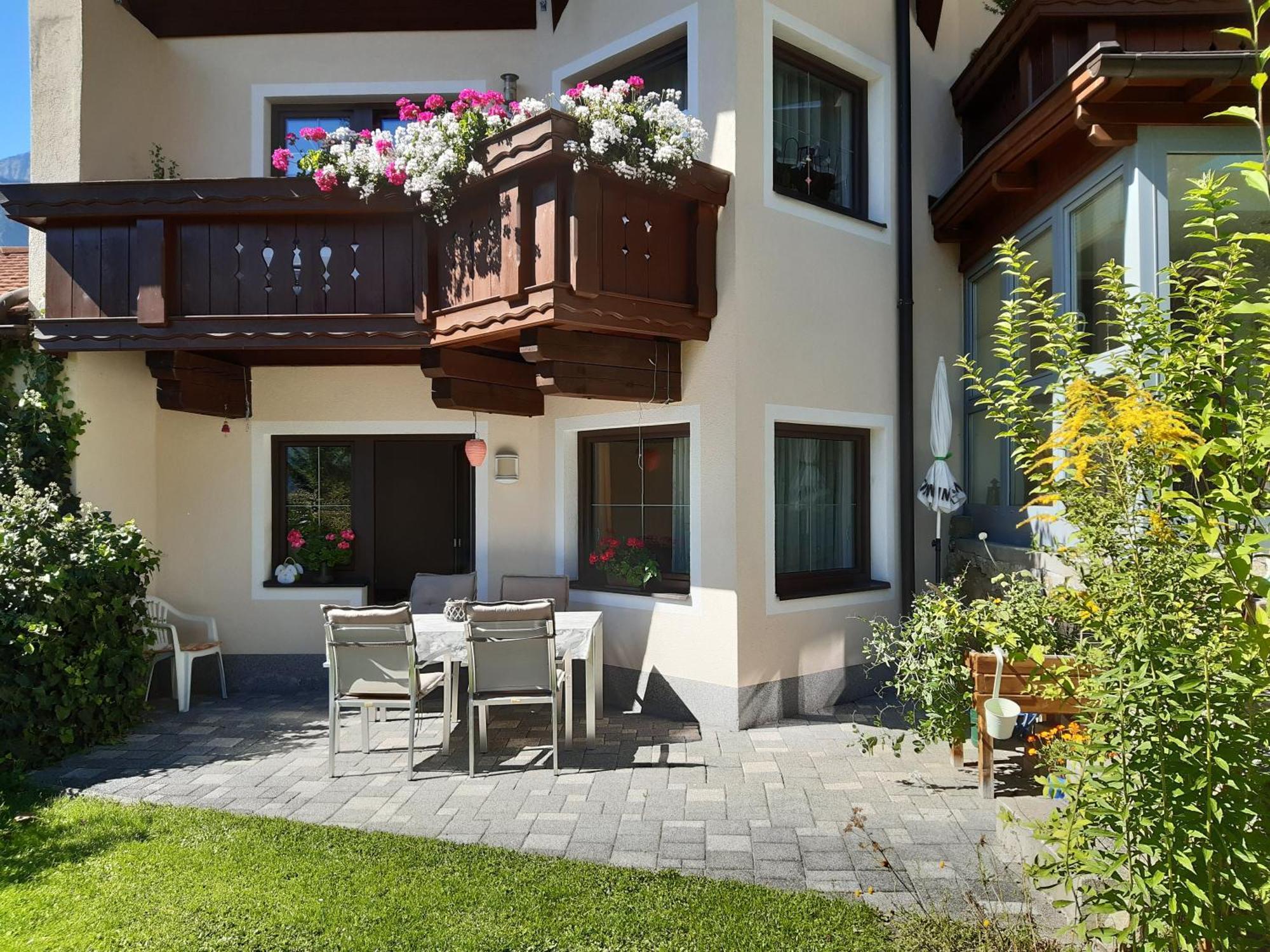Ferienwohnung Eva Längenfeld Esterno foto